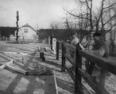 Prace przy otoczeniu kościoła