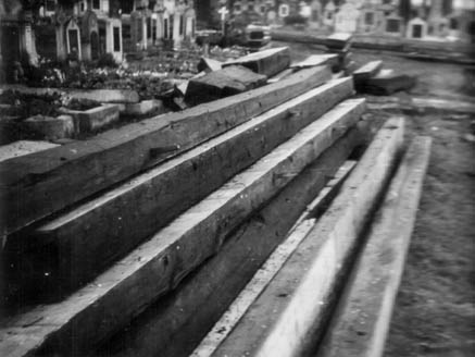 Rozbiórka kościoła w Leszczynach